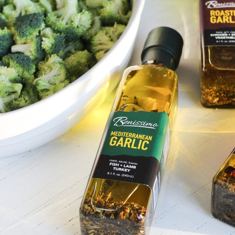 Mediterranean Garlic Oil 8.45 oz - Benissimo